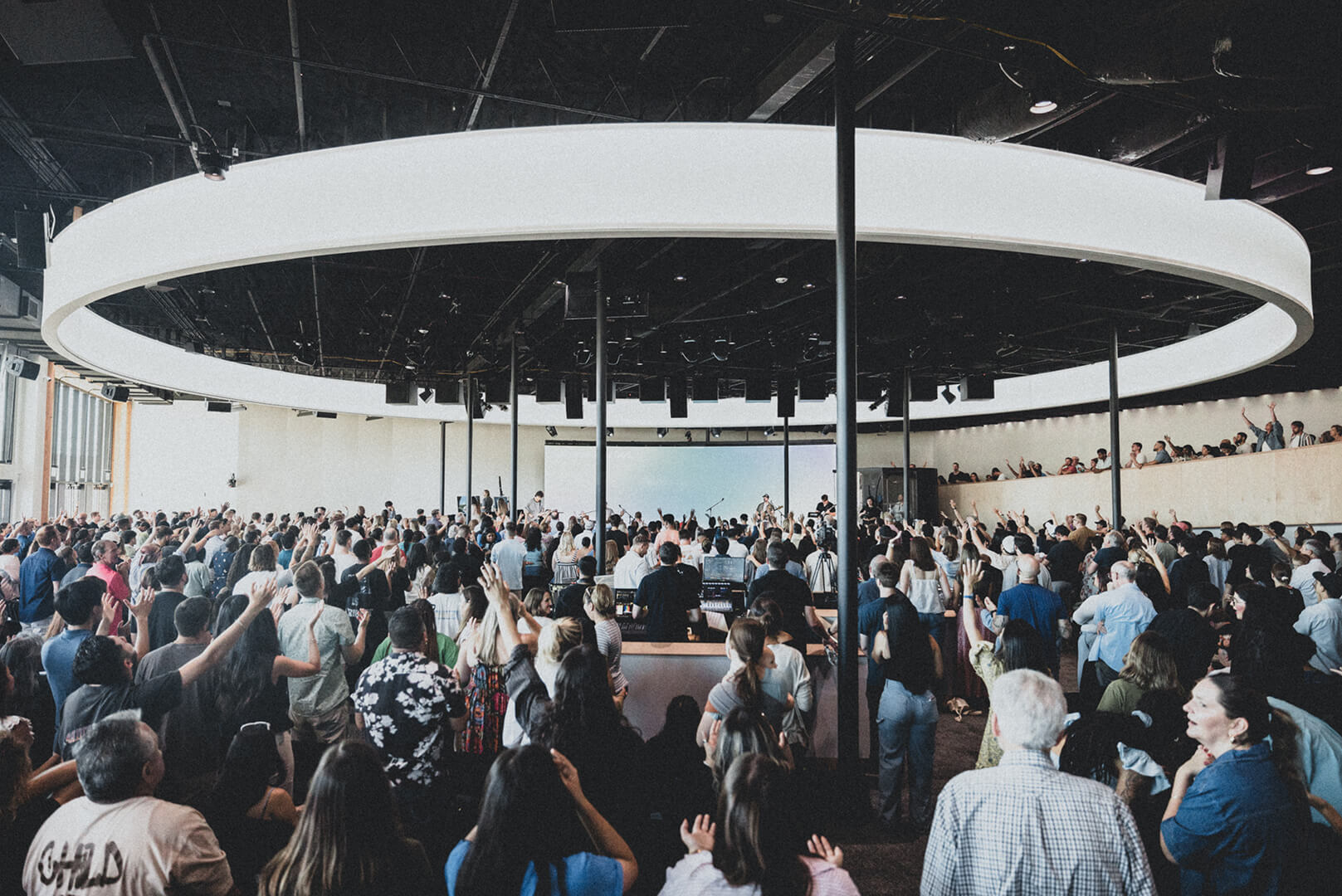 Gallery image — 513,478 PEOPLE EXPERIENCE WORSHIP IN CHURCHES EPIC SERVED 2